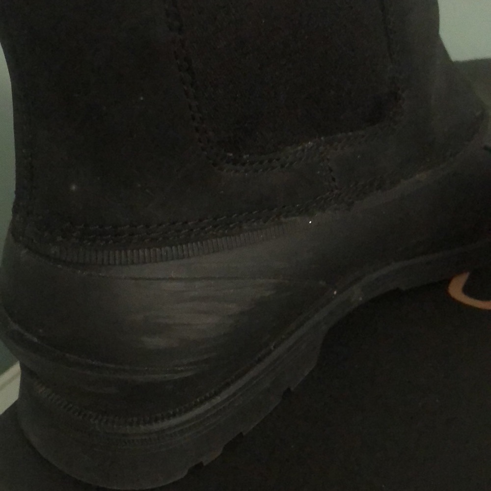 Ugg Gatson Chelsea Boots Size 9 - Picture 4 of 6